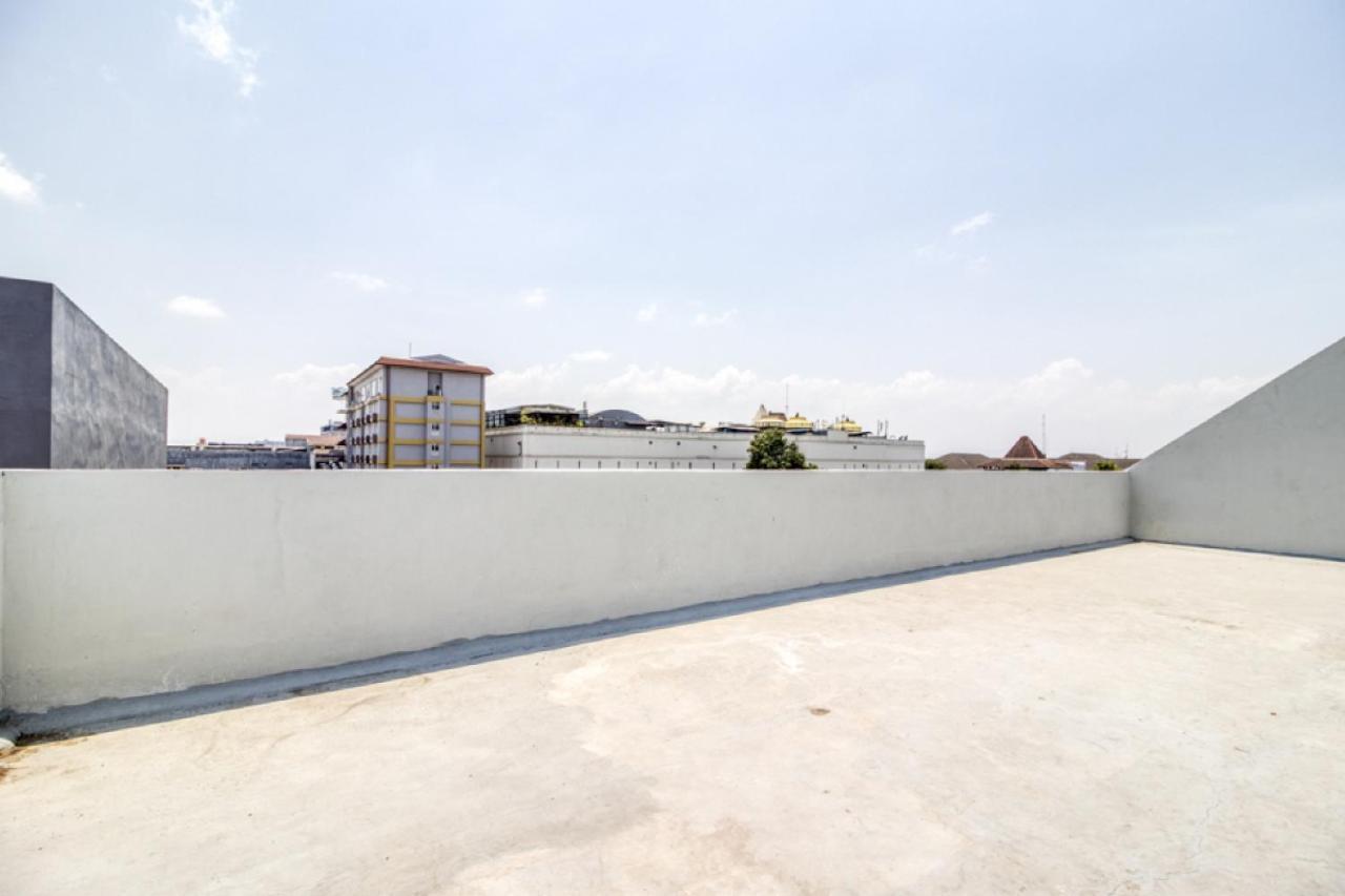 Reddoorz Syariah Near Galeria Mall Yogyakarta Eksteriør billede