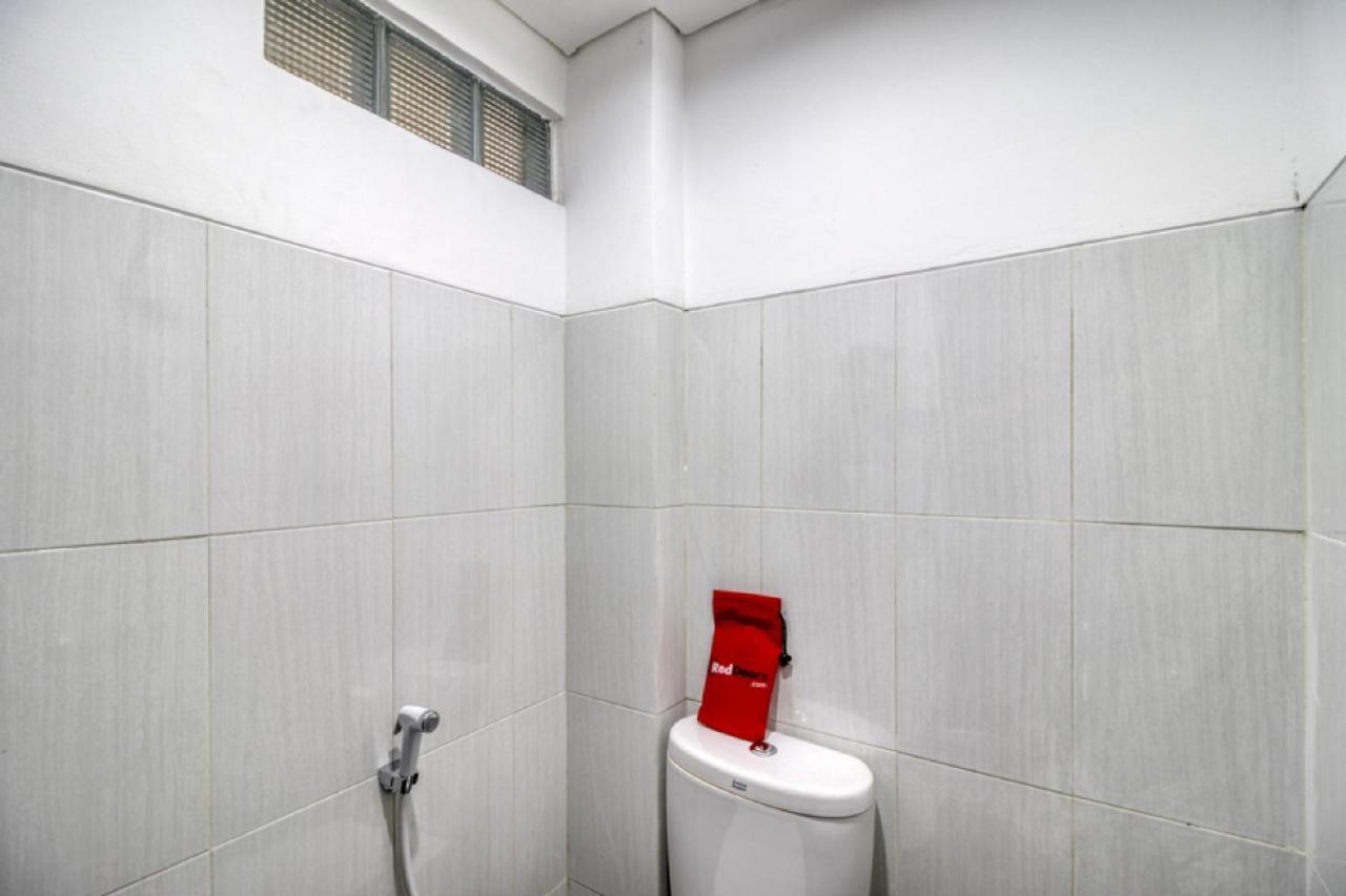 Reddoorz Syariah Near Galeria Mall Yogyakarta Eksteriør billede